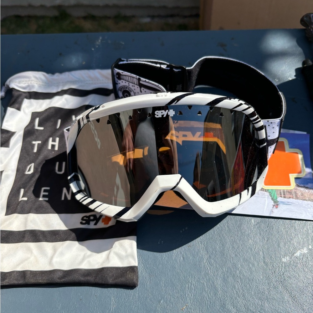 SPY Trevor Snowboard Goggles. Brand new with tags.